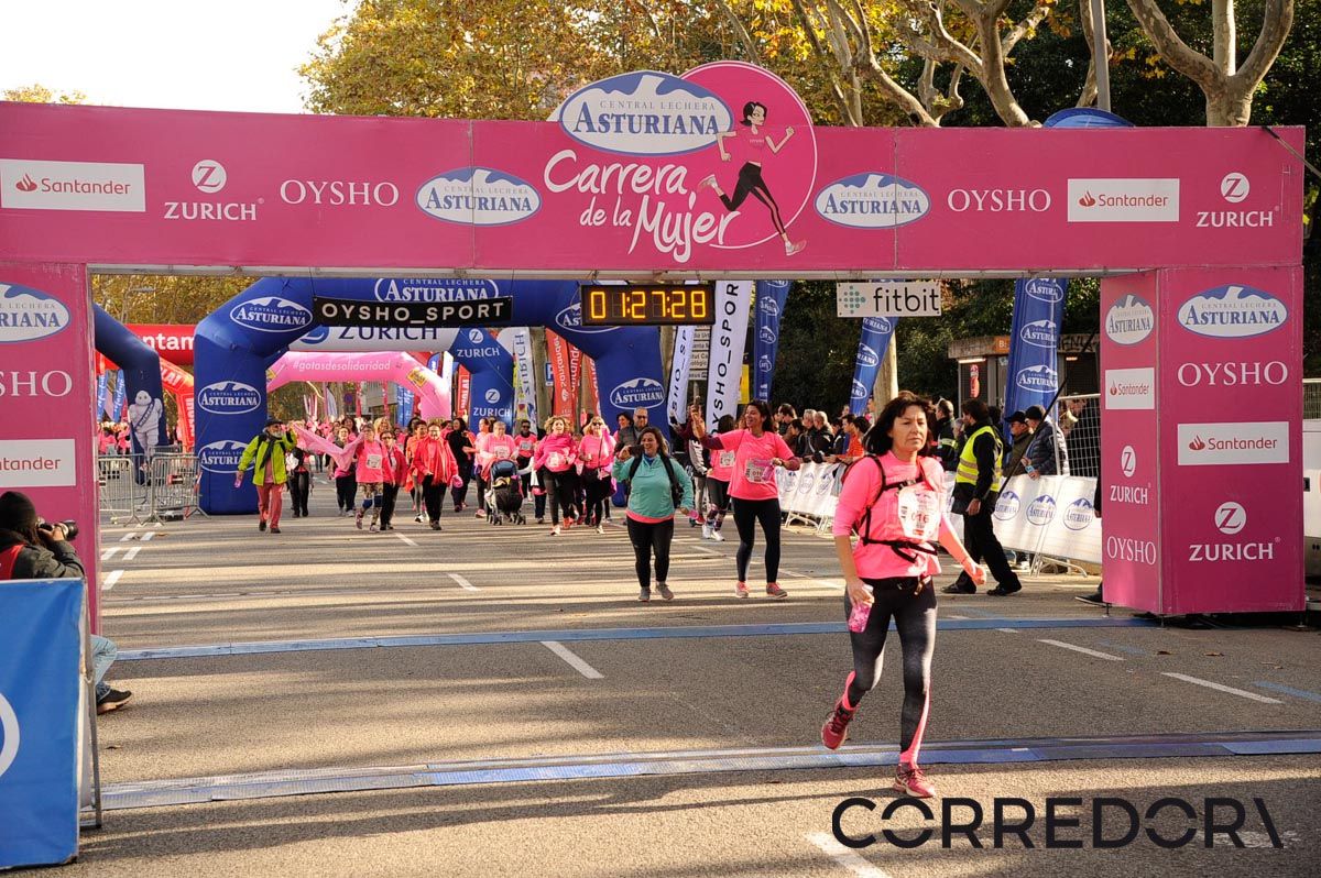 Llegada de la Carrera de la Mujer de Barcelona (ARCO DERECHO 61)