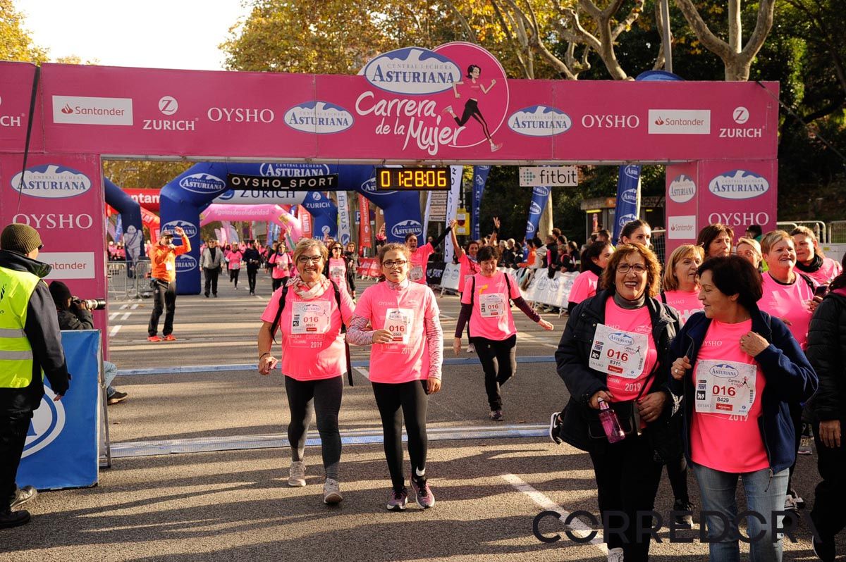 Llegada de la Carrera de la Mujer de Barcelona (ARCO DERECHO 63)