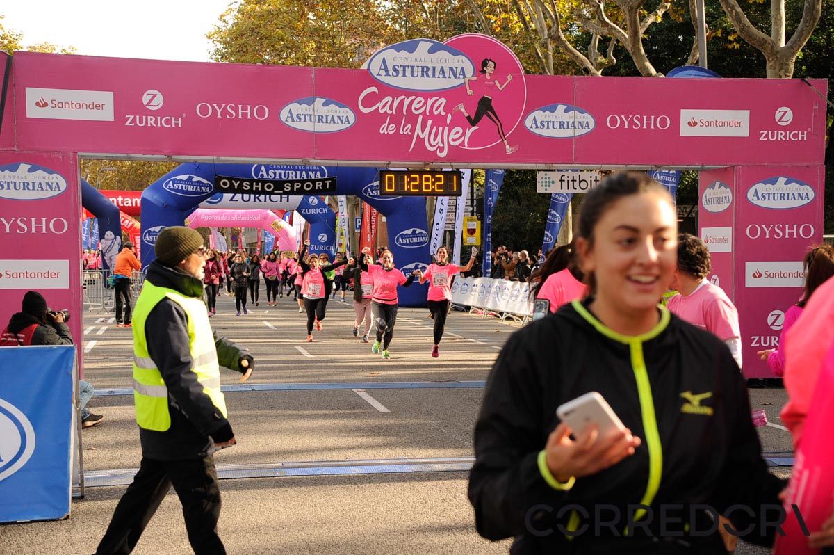 Llegada de la Carrera de la Mujer de Barcelona (ARCO DERECHO 63)