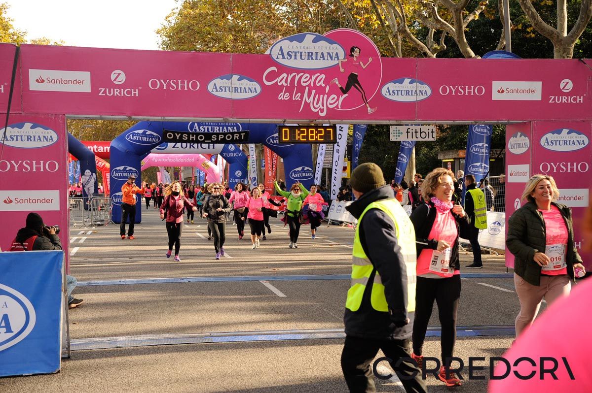 Llegada de la Carrera de la Mujer de Barcelona (ARCO DERECHO 63)
