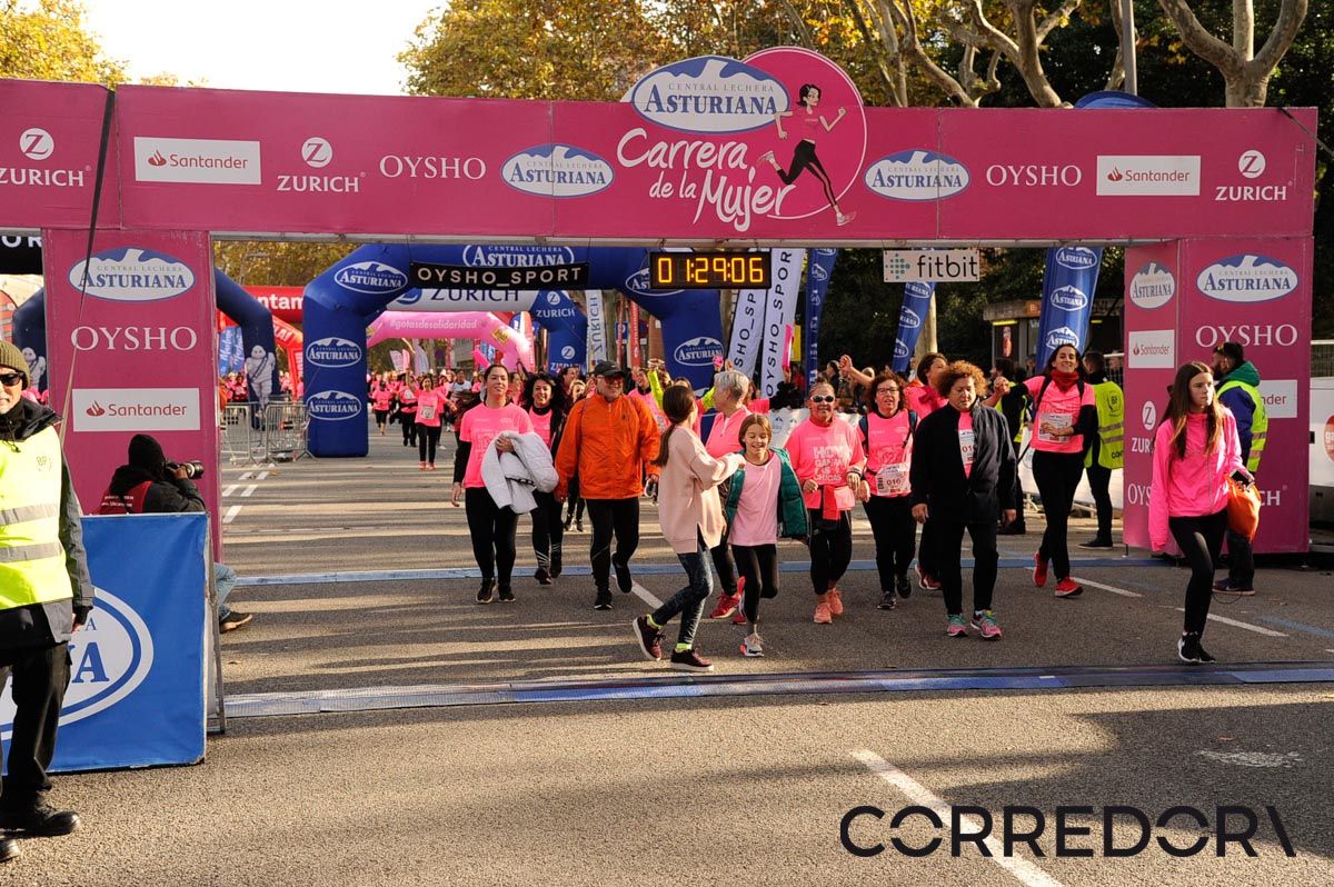 Llegada de la Carrera de la Mujer de Barcelona (ARCO DERECHO 64)