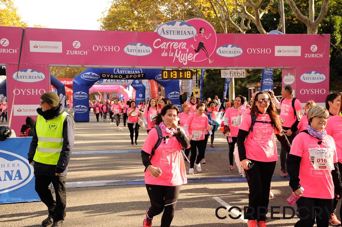 Llegada de la Carrera de la Mujer de Barcelona (ARCO DERECHO 68)