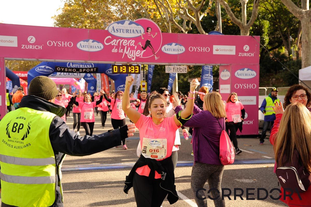 Llegada de la Carrera de la Mujer de Barcelona (ARCO DERECHO 68)