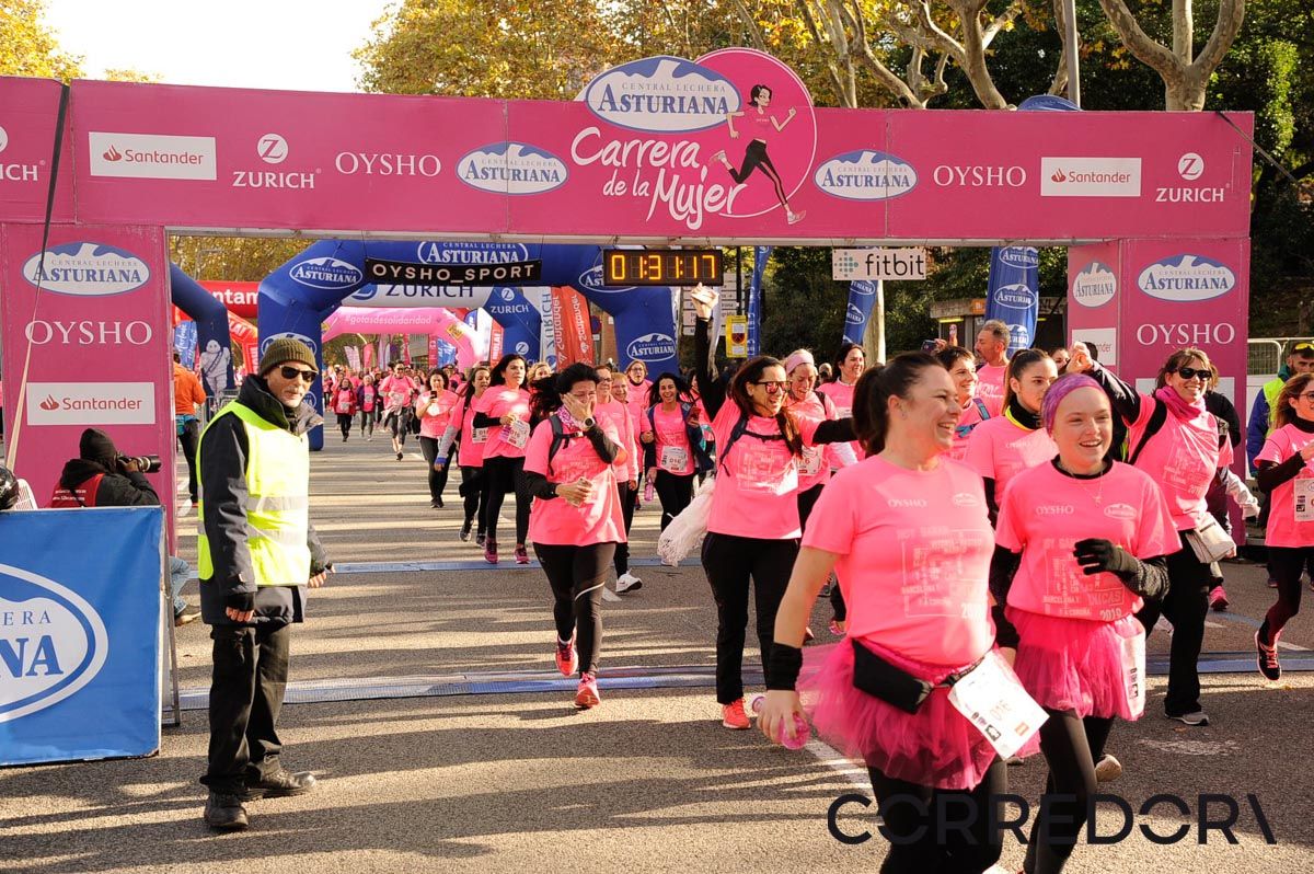 Llegada de la Carrera de la Mujer de Barcelona (ARCO DERECHO 68)