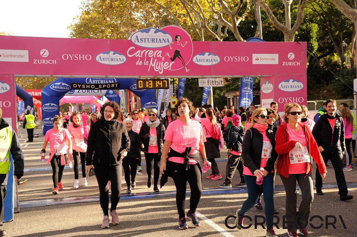 Llegada de la Carrera de la Mujer de Barcelona (ARCO DERECHO 68)