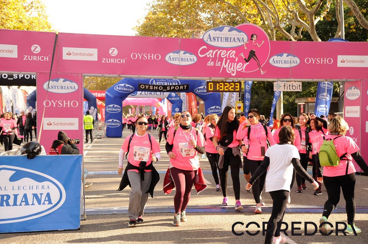 Llegada de la Carrera de la Mujer de Barcelona (ARCO DERECHO 69)