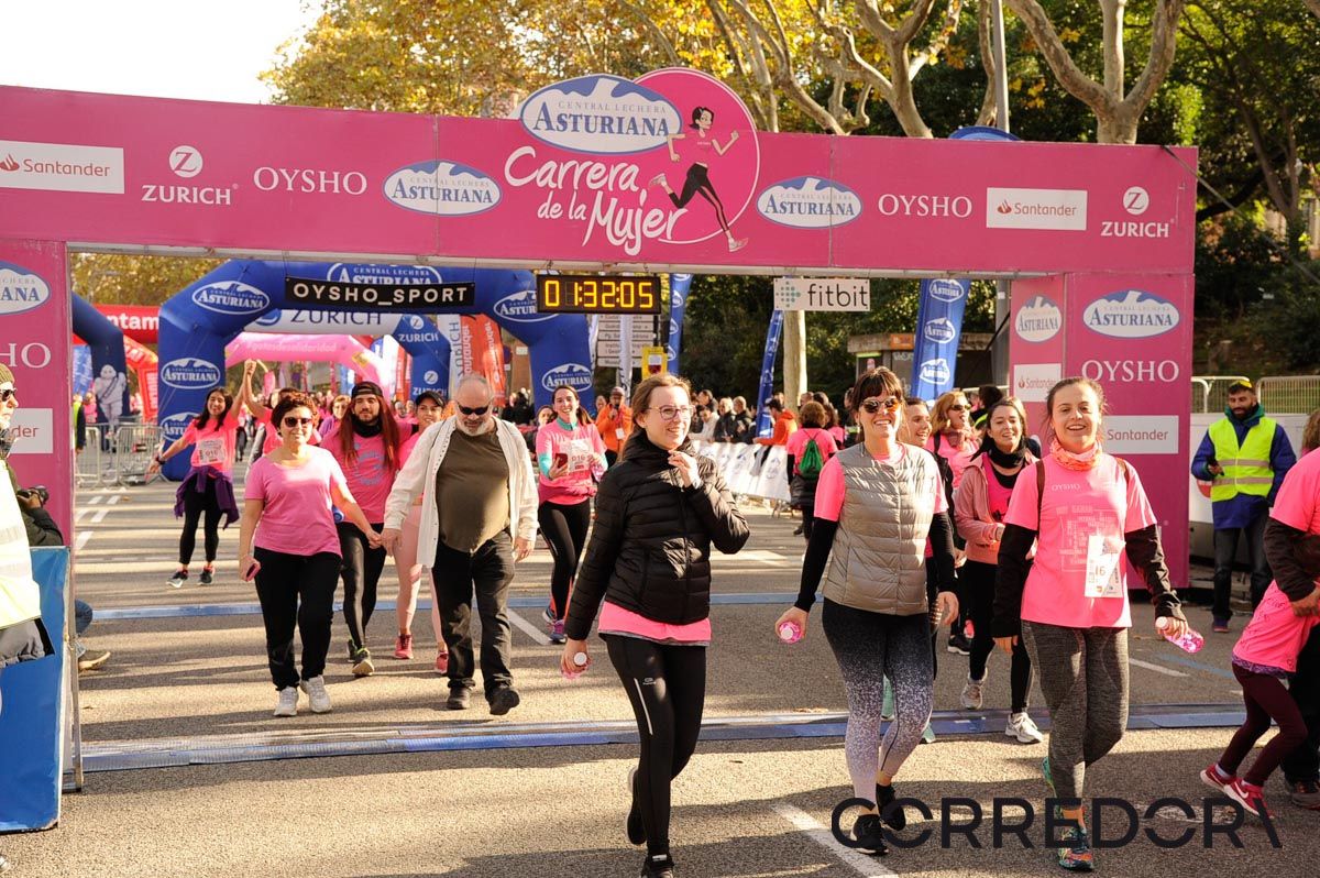 Llegada de la Carrera de la Mujer de Barcelona (ARCO DERECHO 69)
