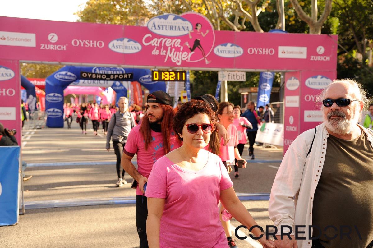 Llegada de la Carrera de la Mujer de Barcelona (ARCO DERECHO 69)