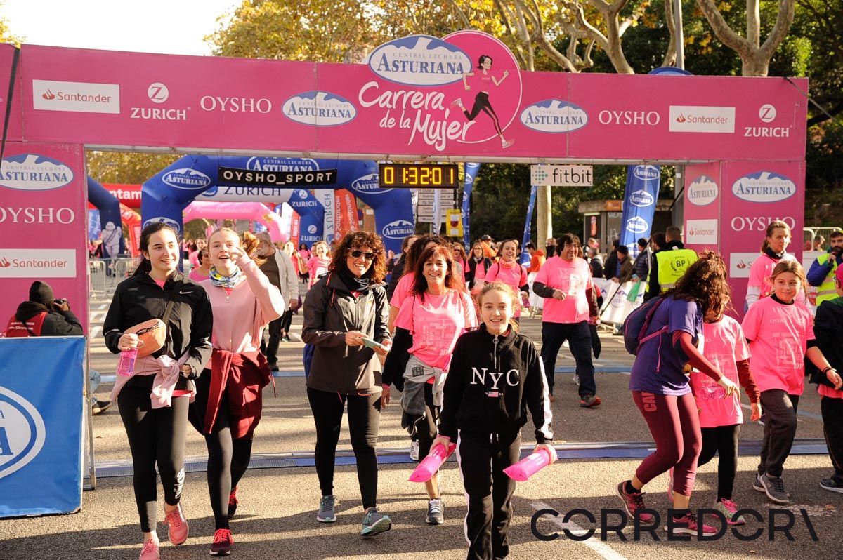 Llegada de la Carrera de la Mujer de Barcelona (ARCO DERECHO 69)