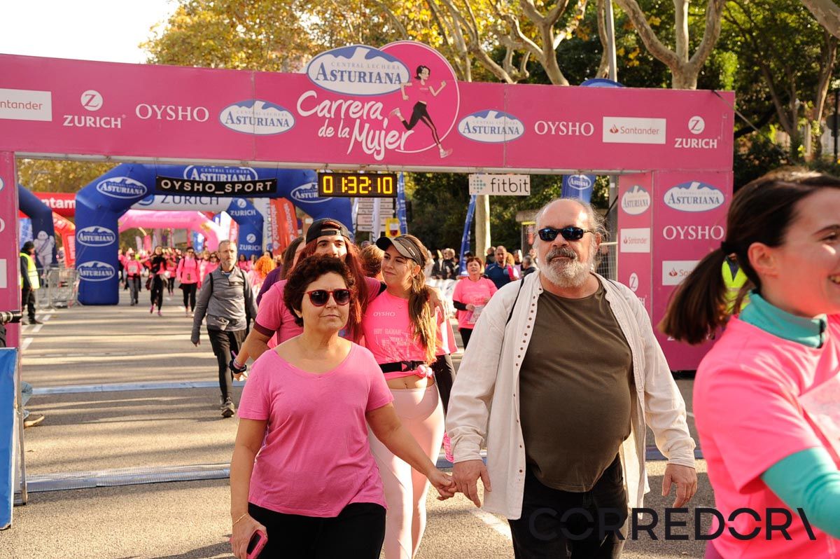 Llegada de la Carrera de la Mujer de Barcelona (ARCO DERECHO 69)