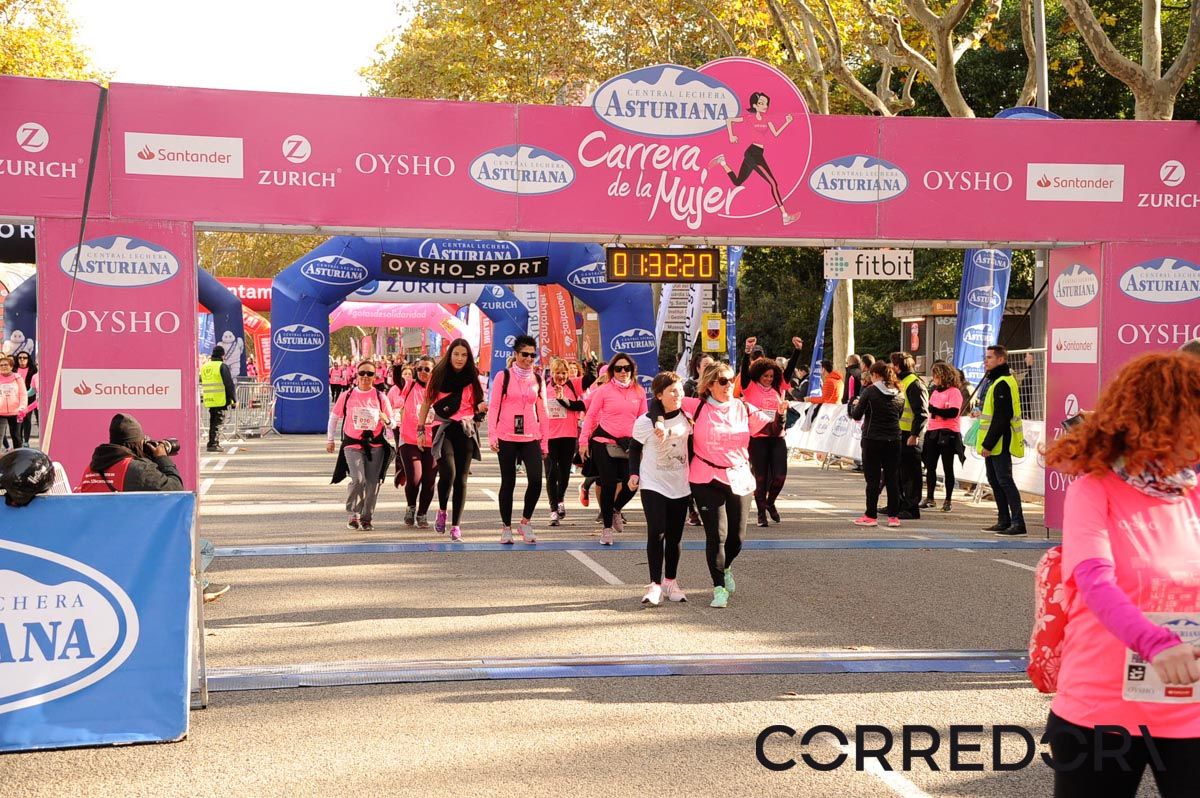 Llegada de la Carrera de la Mujer de Barcelona (ARCO DERECHO 69)