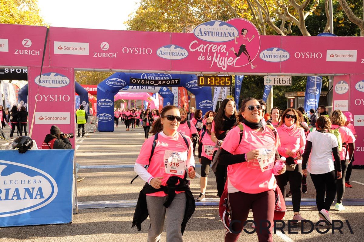 Llegada de la Carrera de la Mujer de Barcelona (ARCO DERECHO 69)