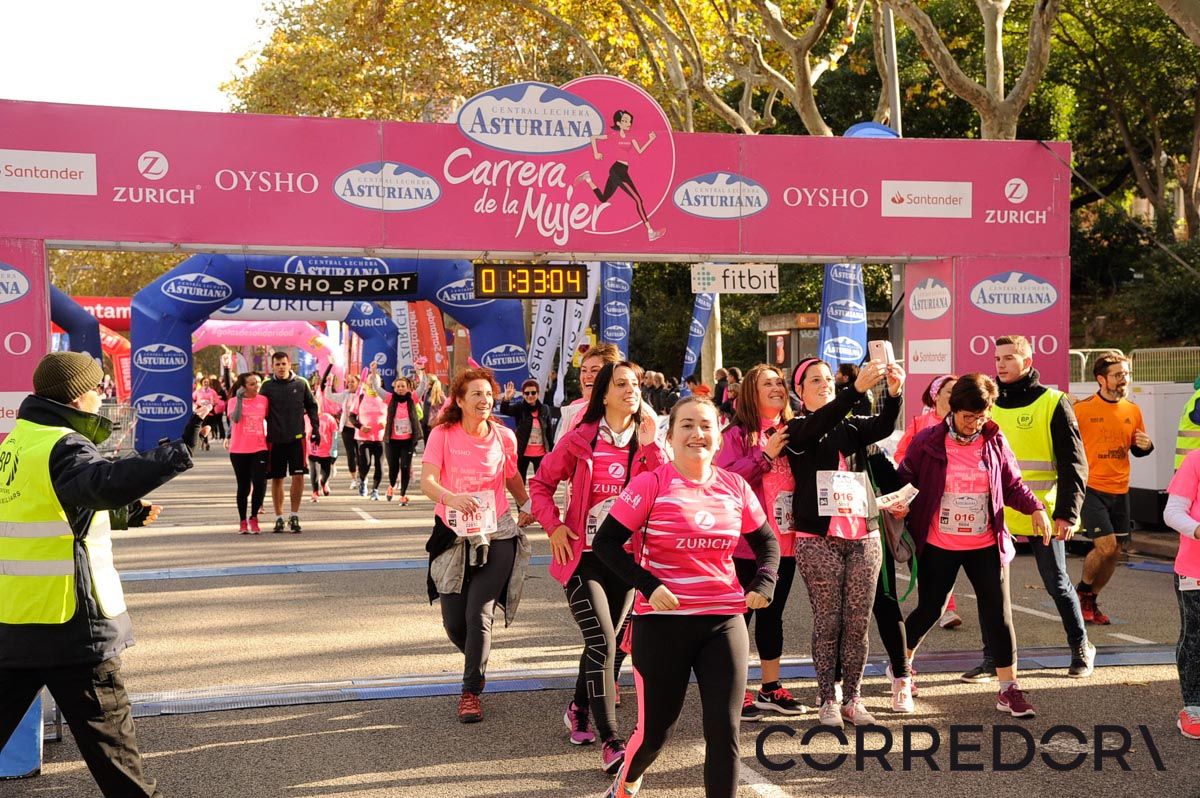 Llegada de la Carrera de la Mujer de Barcelona (ARCO DERECHO 71)