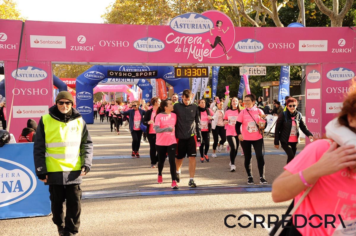 Llegada de la Carrera de la Mujer de Barcelona (ARCO DERECHO 71)