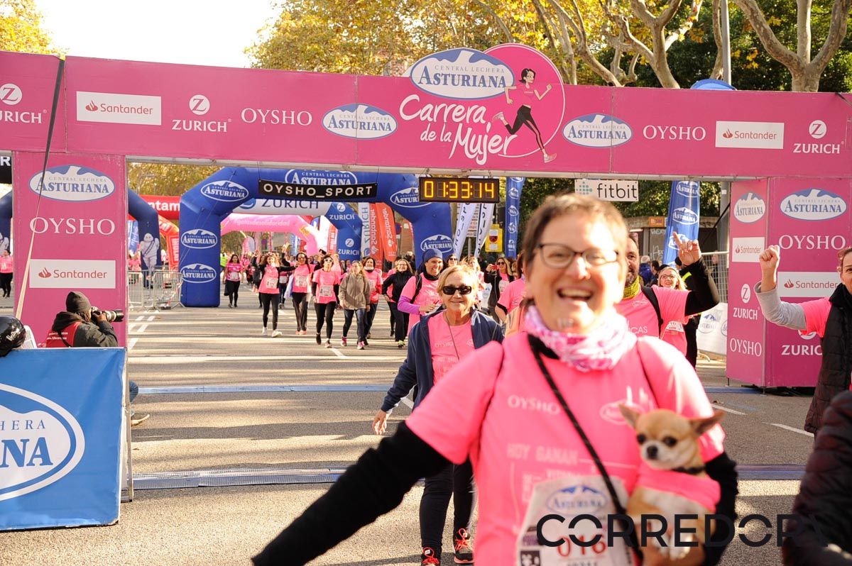 Llegada de la Carrera de la Mujer de Barcelona (ARCO DERECHO 71)