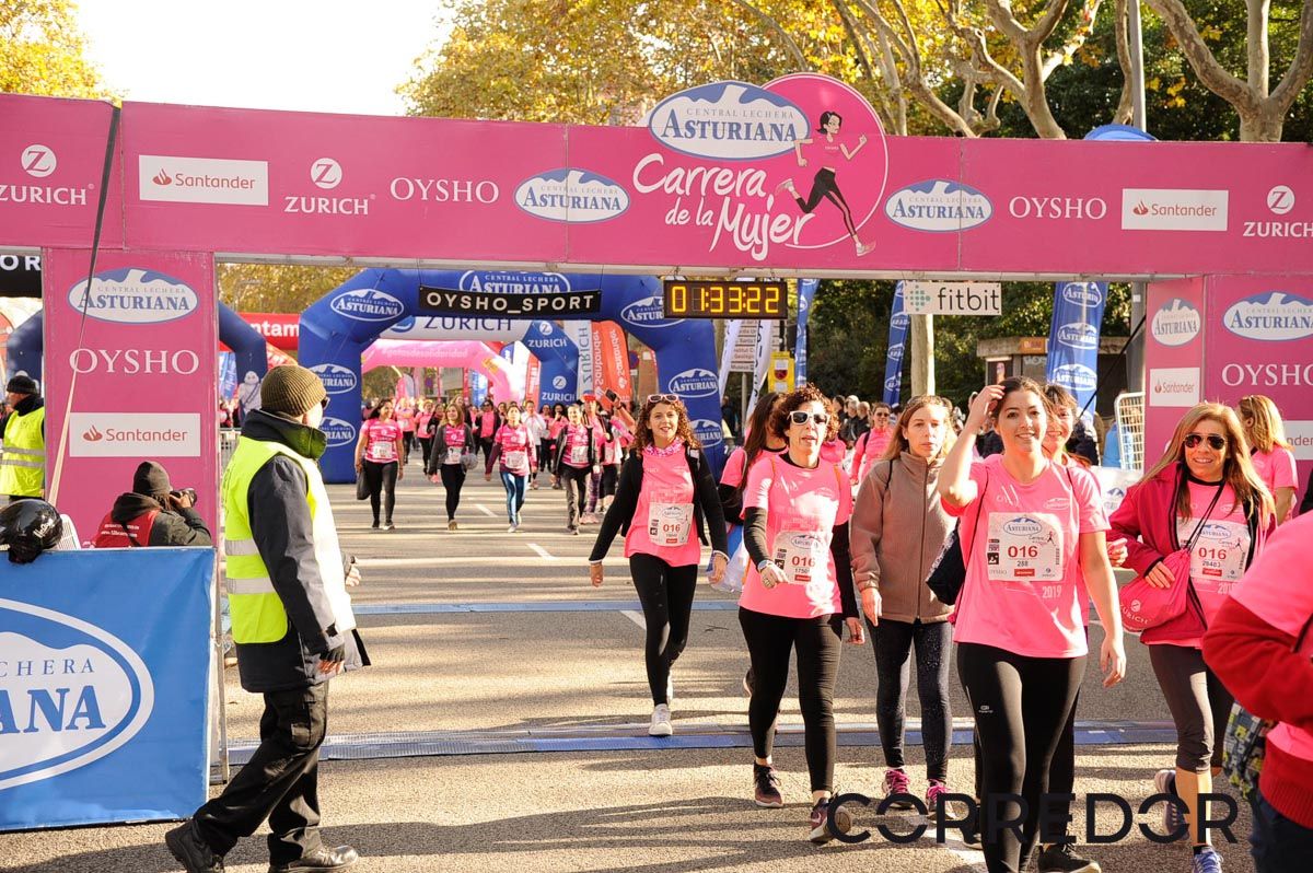 Llegada de la Carrera de la Mujer de Barcelona (ARCO DERECHO 71)