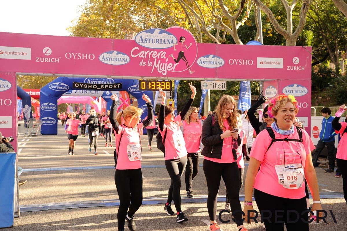 Llegada de la Carrera de la Mujer de Barcelona (ARCO DERECHO 72)