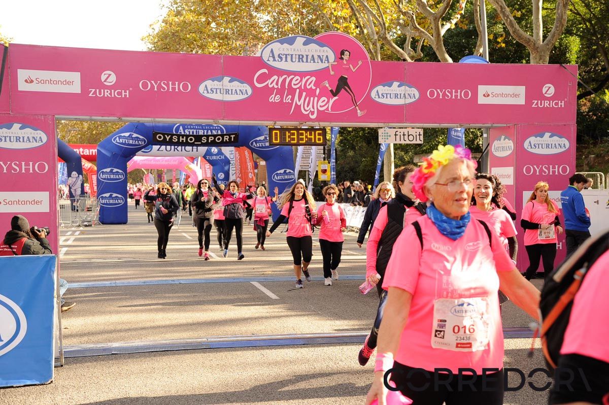 Llegada de la Carrera de la Mujer de Barcelona (ARCO DERECHO 72)