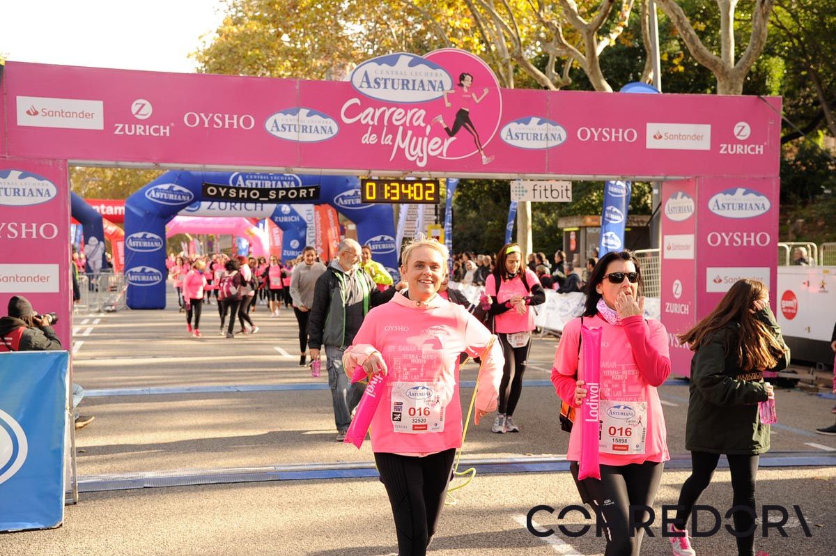 Llegada de la Carrera de la Mujer de Barcelona (ARCO DERECHO 73)