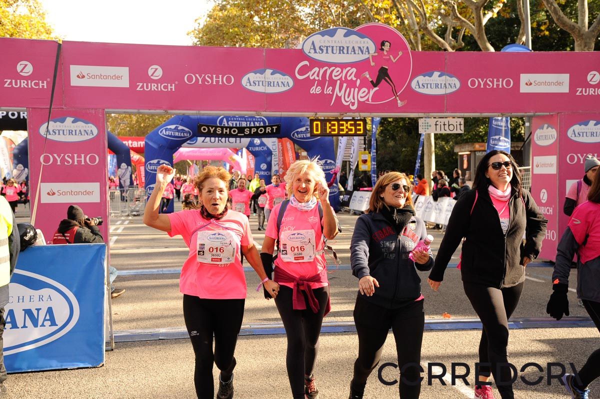 Llegada de la Carrera de la Mujer de Barcelona (ARCO DERECHO 72)