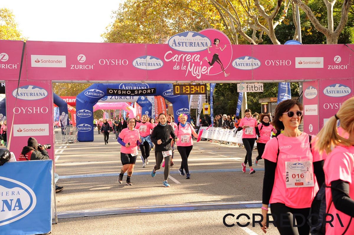 Llegada de la Carrera de la Mujer de Barcelona (ARCO DERECHO 72)