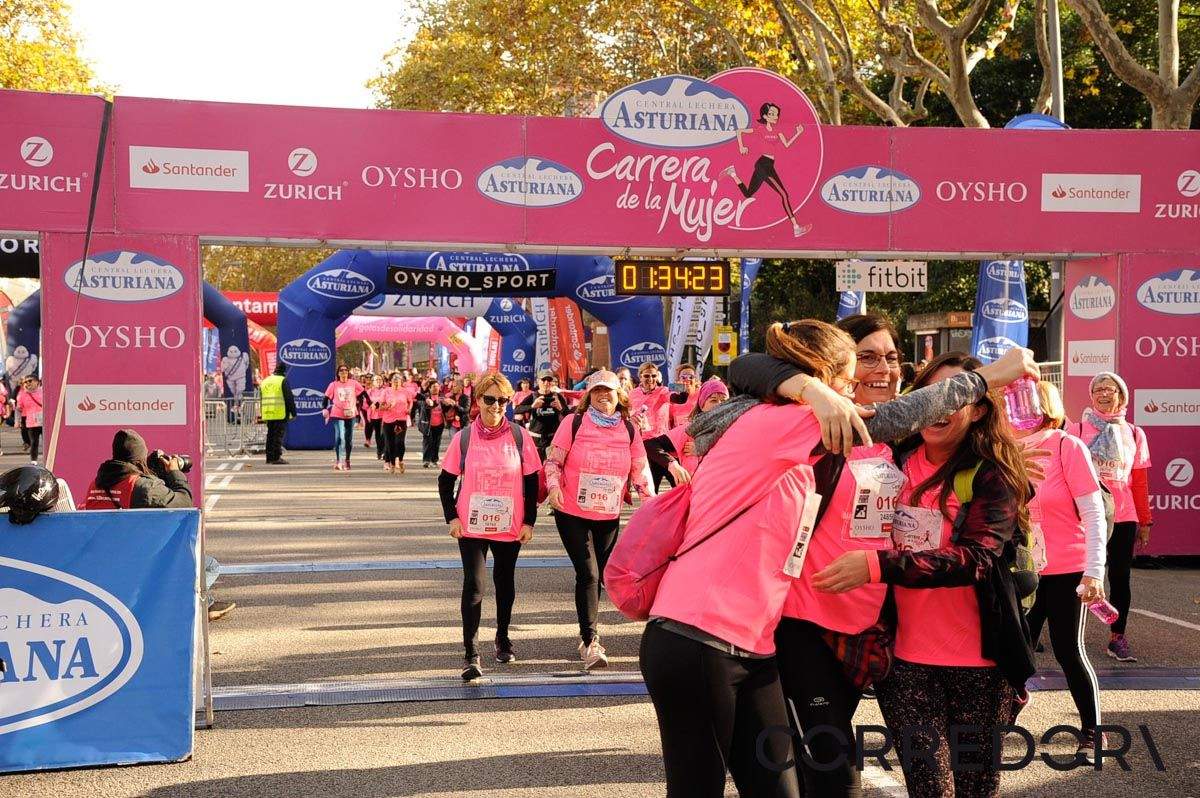 Llegada de la Carrera de la Mujer de Barcelona (ARCO DERECHO 73)