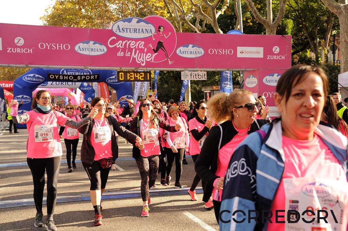 Llegada de la Carrera de la Mujer de Barcelona (ARCO DERECHO 73)