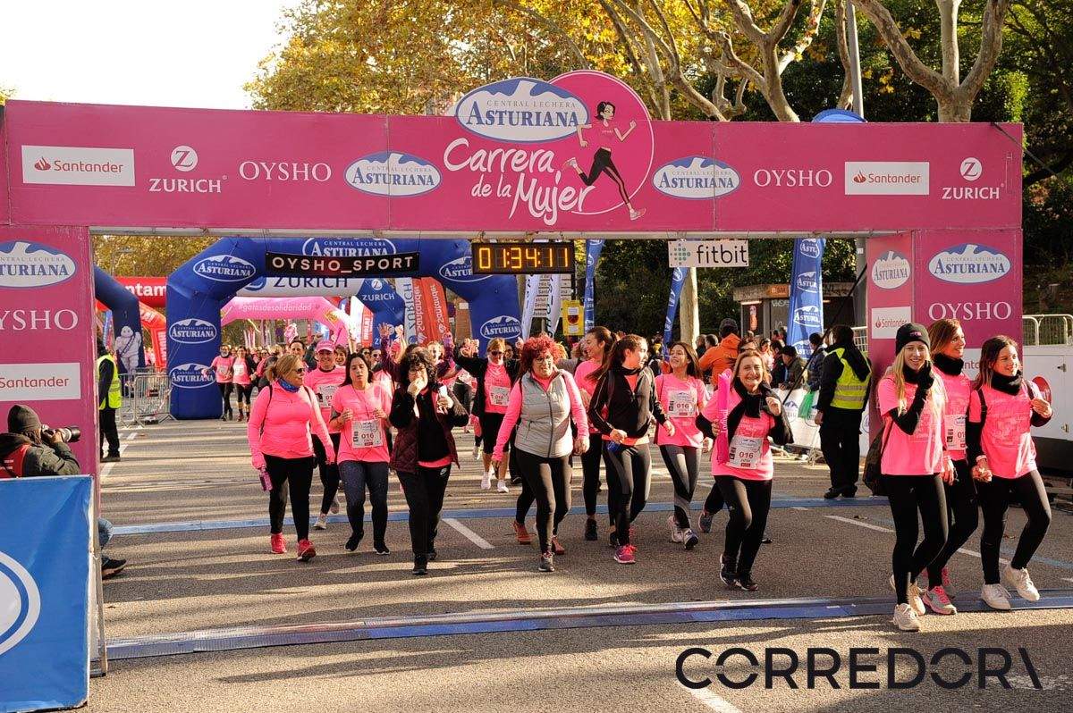 Llegada de la Carrera de la Mujer de Barcelona (ARCO DERECHO 73)