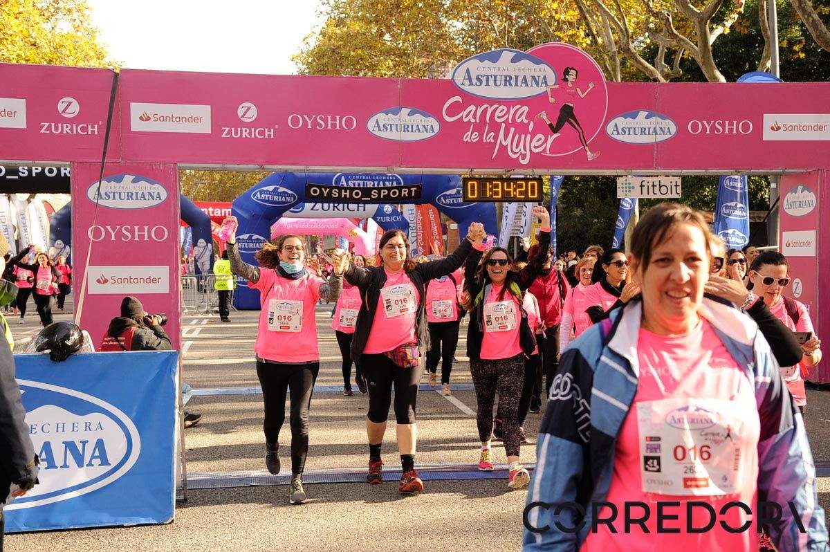 Llegada de la Carrera de la Mujer de Barcelona (ARCO DERECHO 73)