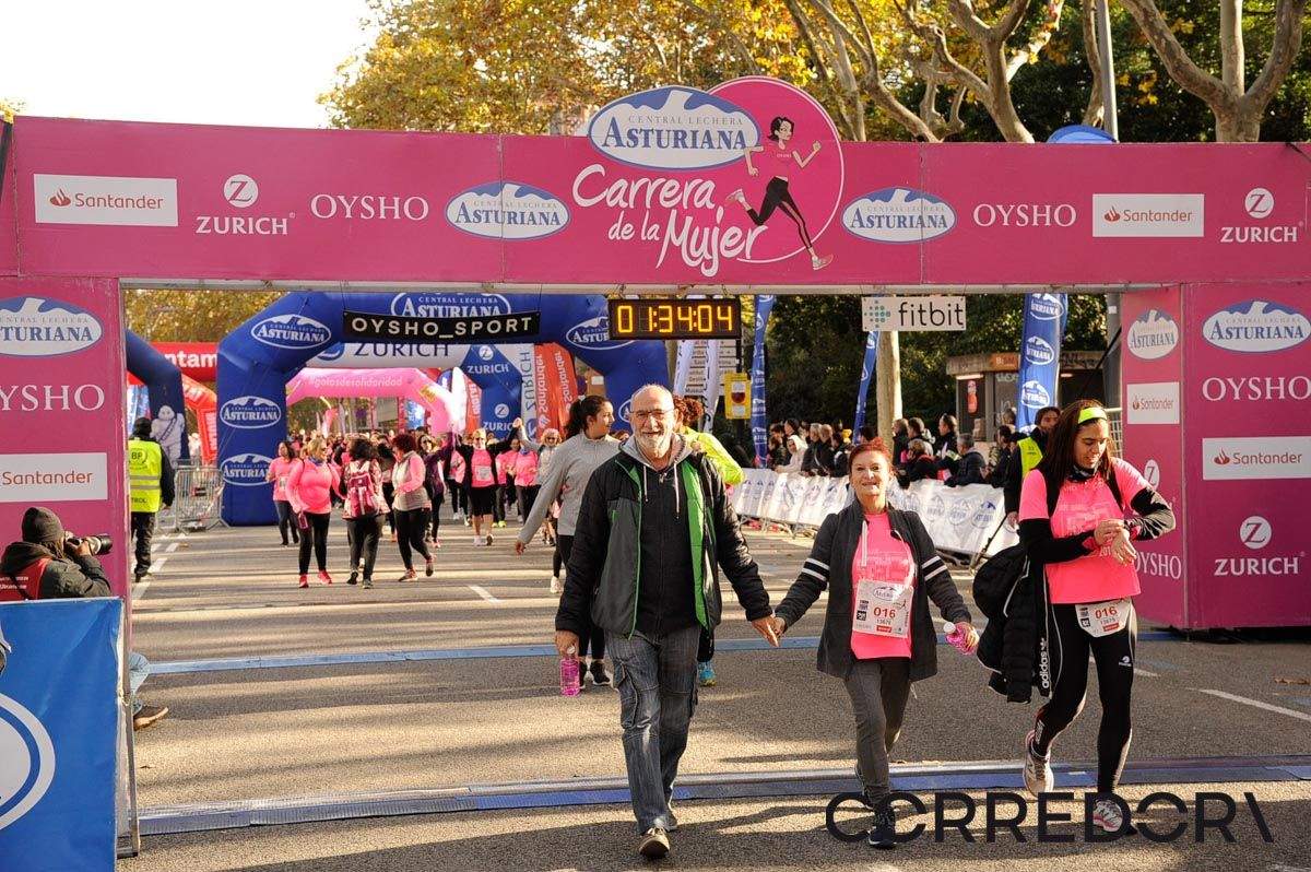 Llegada de la Carrera de la Mujer de Barcelona (ARCO DERECHO 73)
