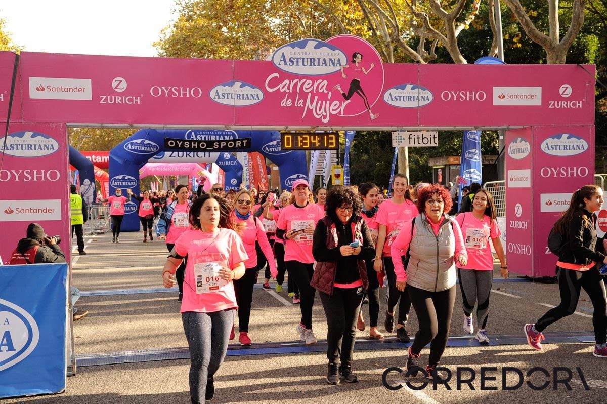 Llegada de la Carrera de la Mujer de Barcelona (ARCO DERECHO 73)