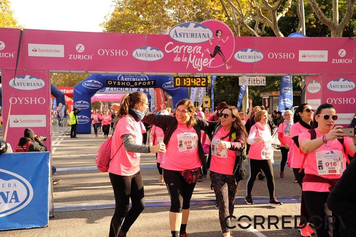 Llegada de la Carrera de la Mujer de Barcelona (ARCO DERECHO 73)