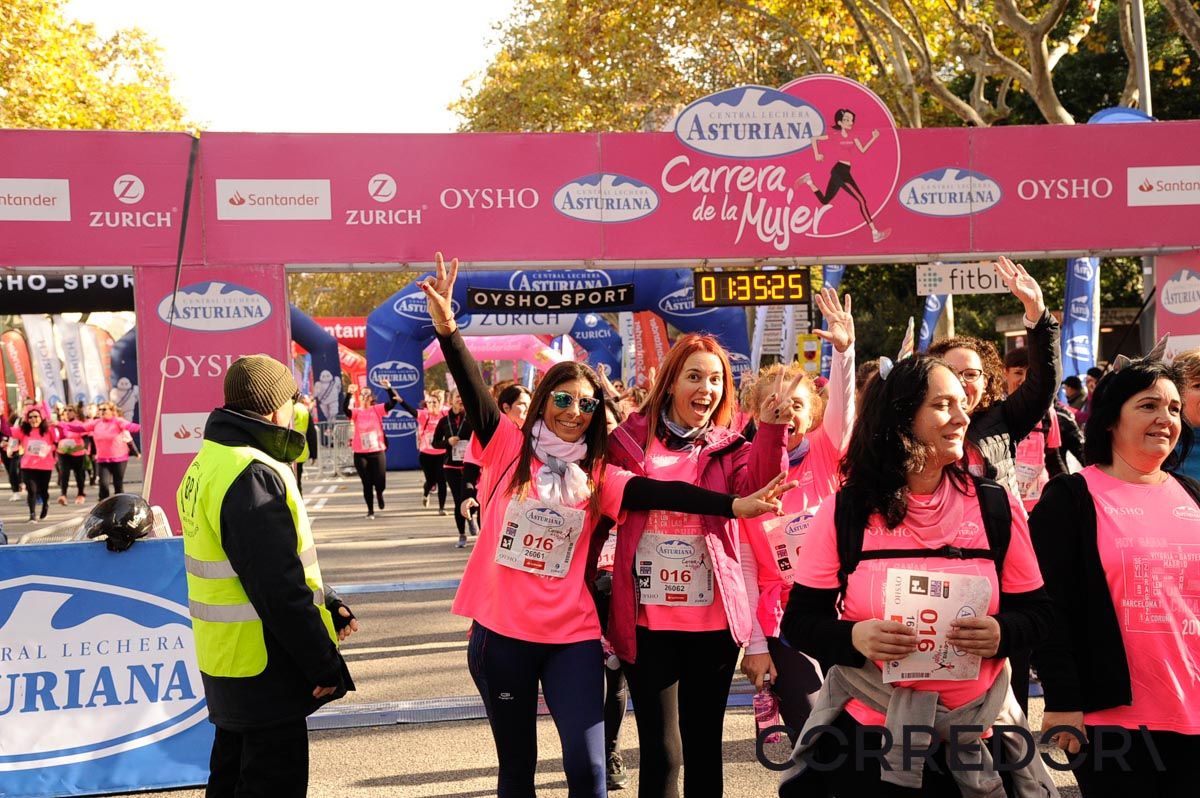 Llegada de la Carrera de la Mujer de Barcelona (ARCO DERECHO 75)