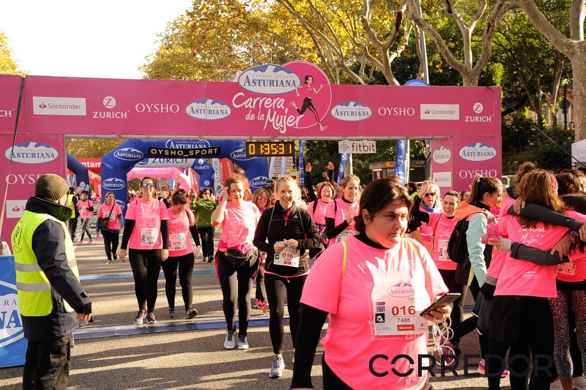 Llegada de la Carrera de la Mujer de Barcelona (ARCO DERECHO 76)