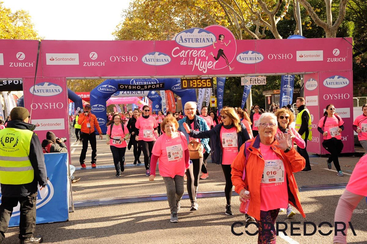 Llegada de la Carrera de la Mujer de Barcelona (ARCO DERECHO 76)