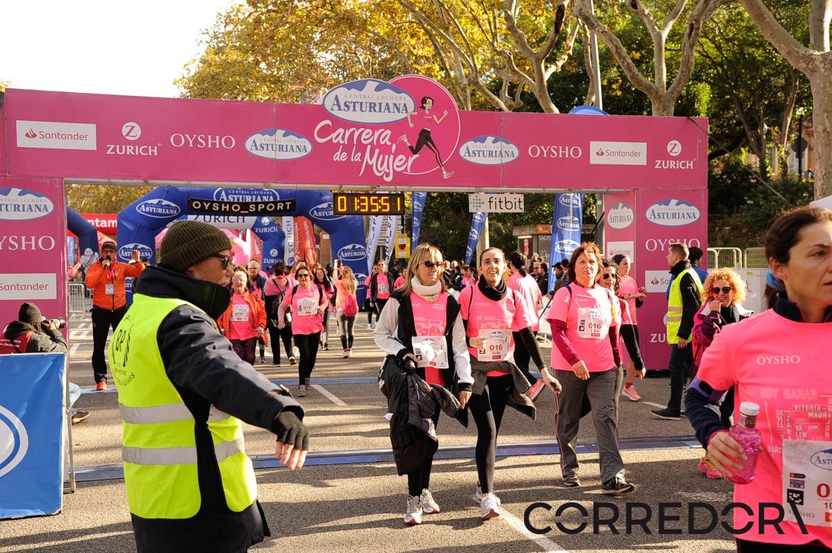 Llegada de la Carrera de la Mujer de Barcelona (ARCO DERECHO 76)