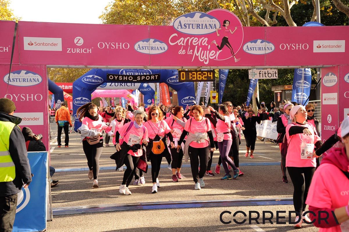 Llegada de la Carrera de la Mujer de Barcelona (ARCO DERECHO 77)