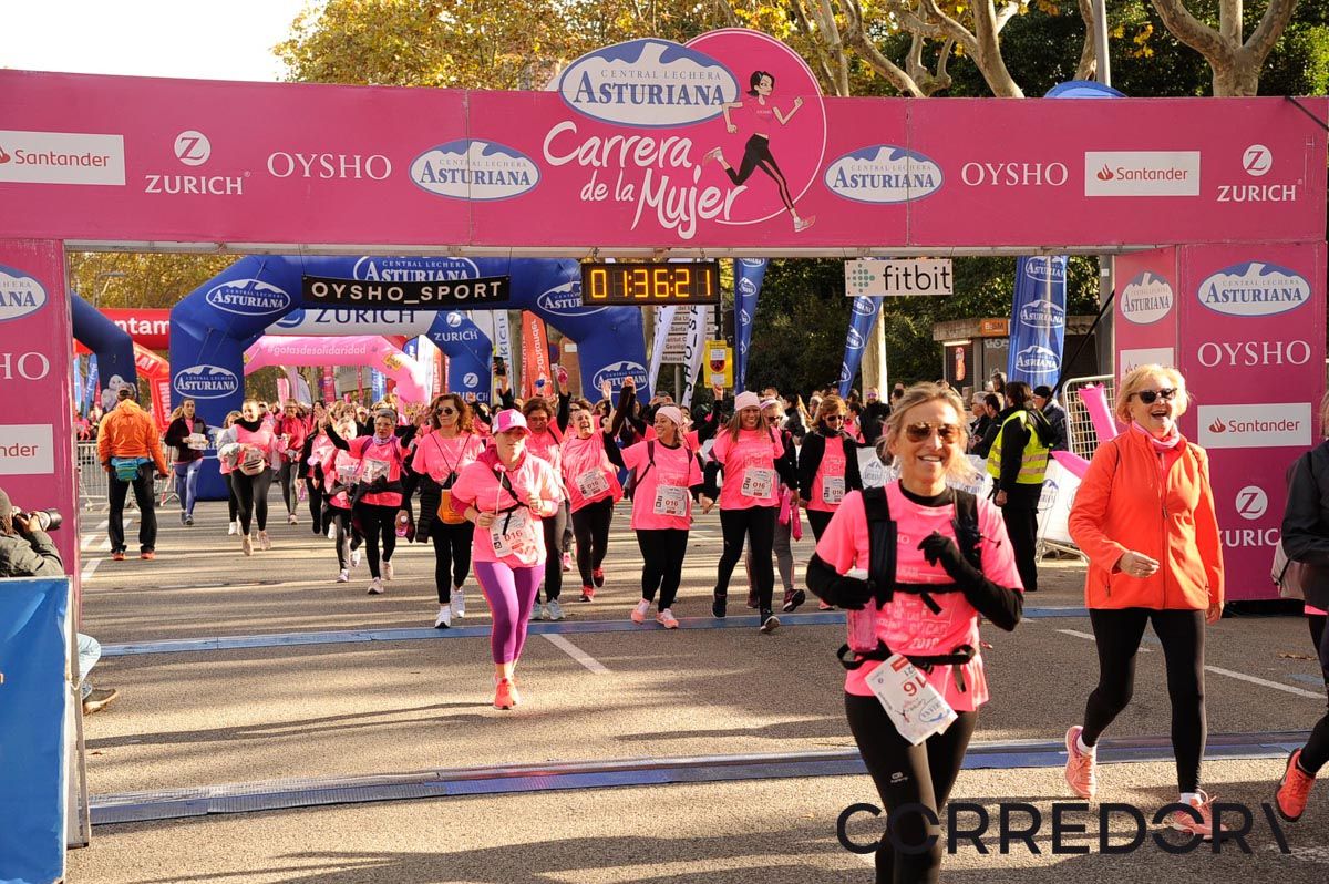 Llegada de la Carrera de la Mujer de Barcelona (ARCO DERECHO 77)