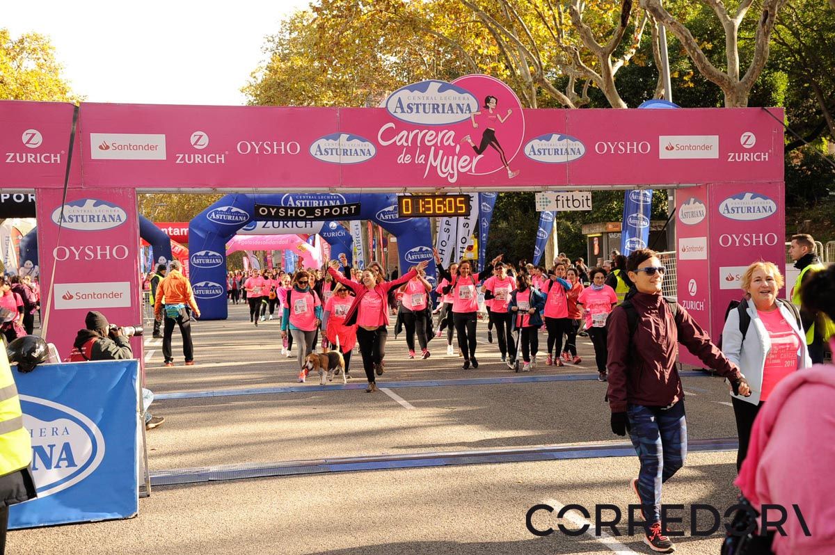 Llegada de la Carrera de la Mujer de Barcelona (ARCO DERECHO 77)