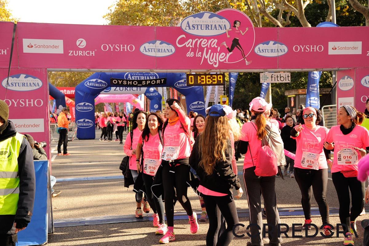 Llegada de la Carrera de la Mujer de Barcelona (ARCO DERECHO 78)