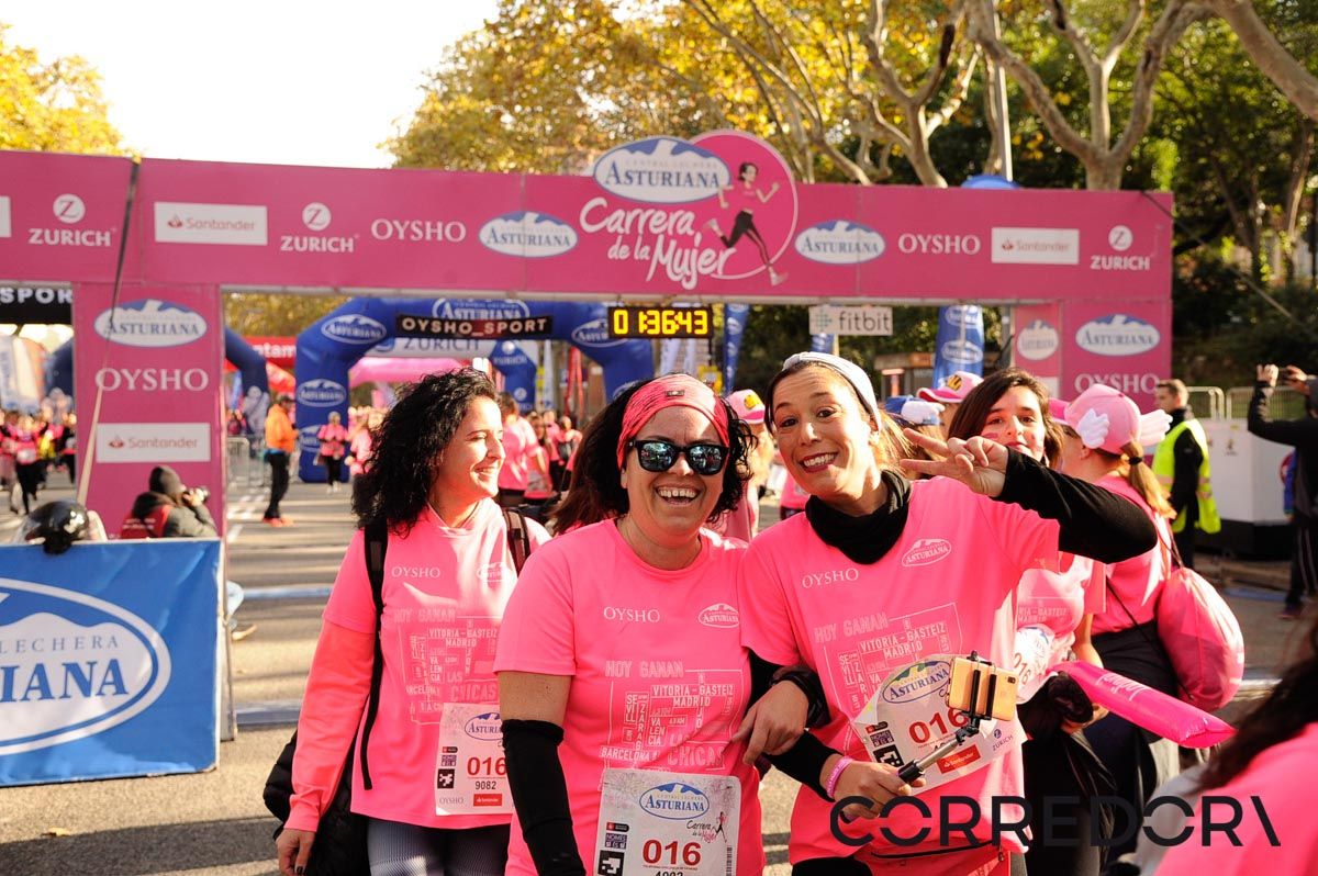 Llegada de la Carrera de la Mujer de Barcelona (ARCO DERECHO 78)