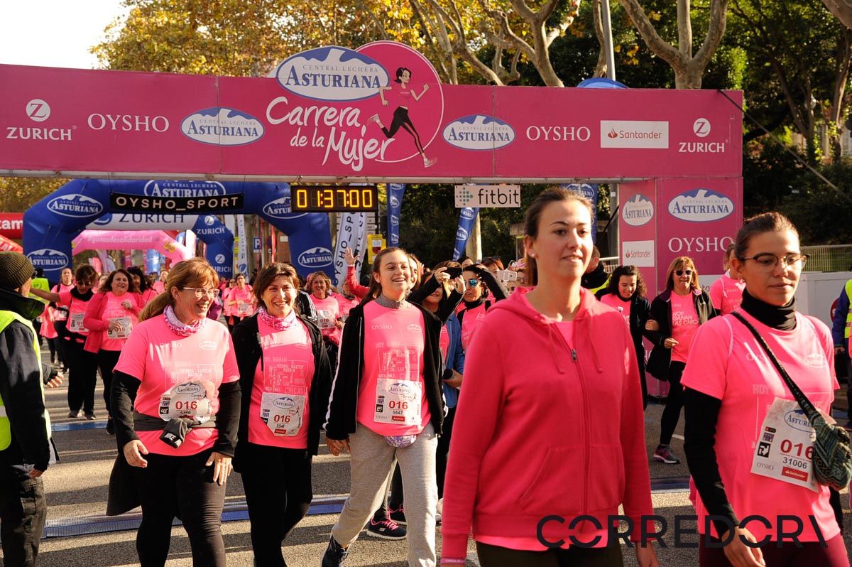 Llegada de la Carrera de la Mujer de Barcelona (ARCO DERECHO 78)