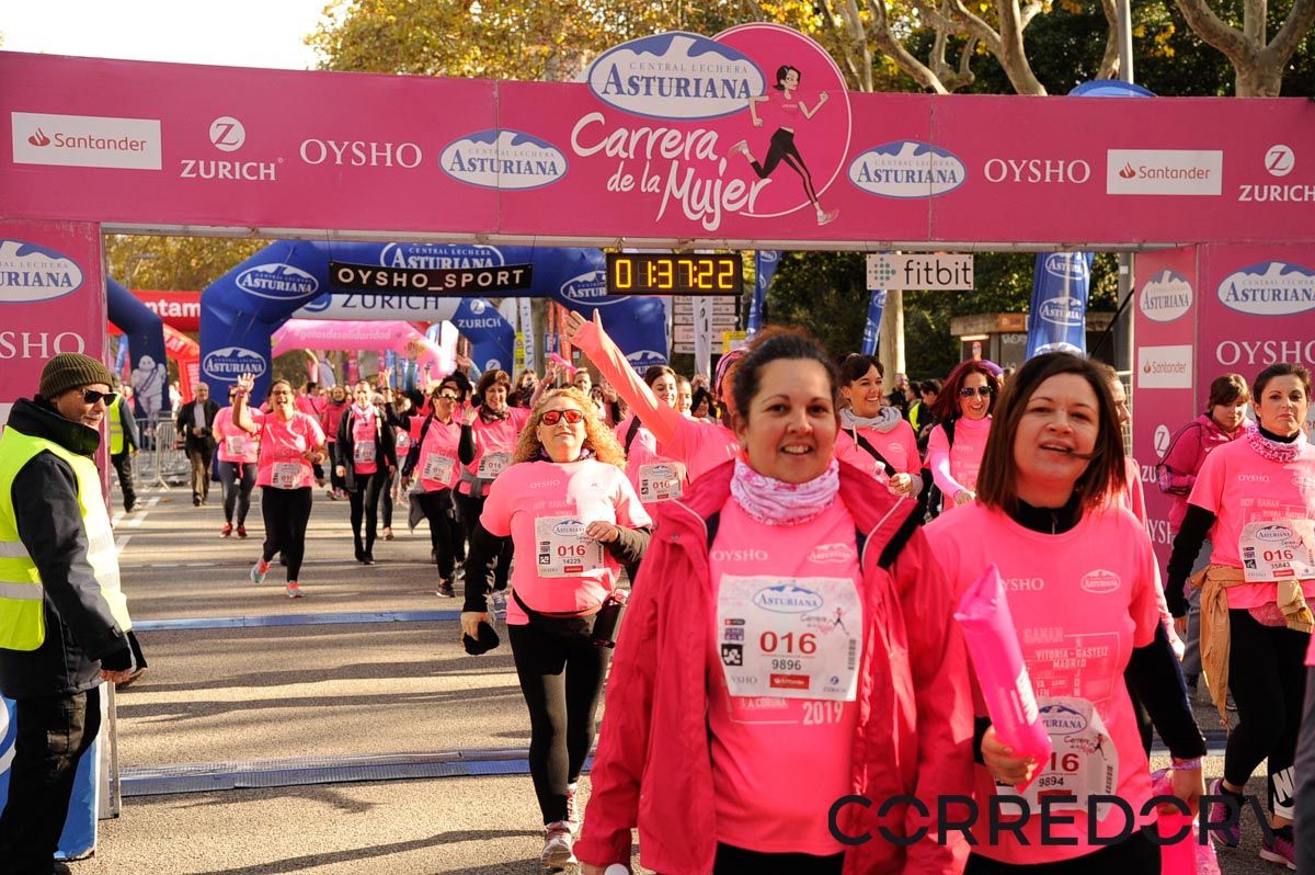 Llegada de la Carrera de la Mujer de Barcelona (ARCO DERECHO 79)