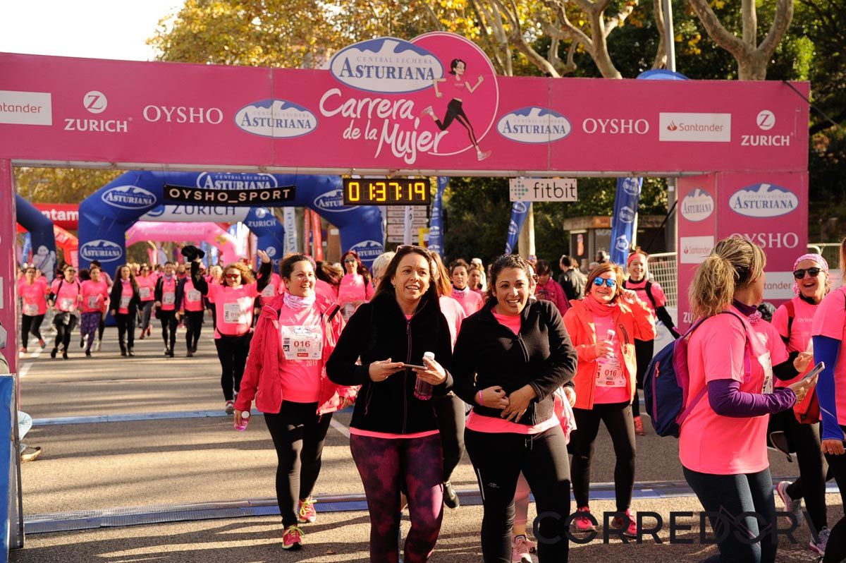 Llegada de la Carrera de la Mujer de Barcelona (ARCO DERECHO 79)