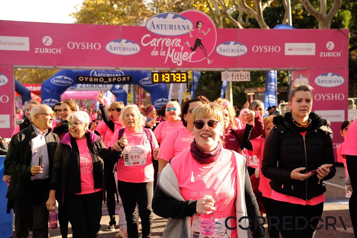 Llegada de la Carrera de la Mujer de Barcelona (ARCO DERECHO 79)
