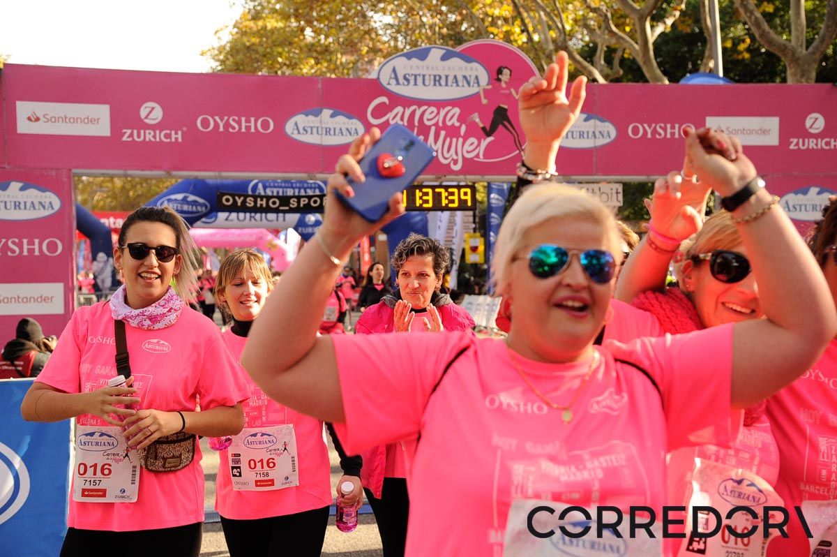 Llegada de la Carrera de la Mujer de Barcelona (ARCO DERECHO 79)