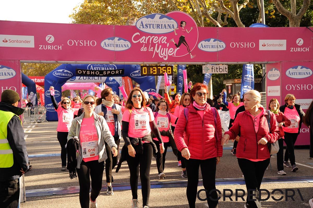 Llegada de la Carrera de la Mujer de Barcelona (ARCO DERECHO 80)