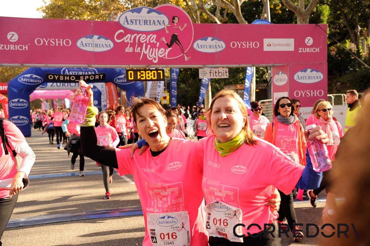 Llegada de la Carrera de la Mujer de Barcelona (ARCO DERECHO 80)