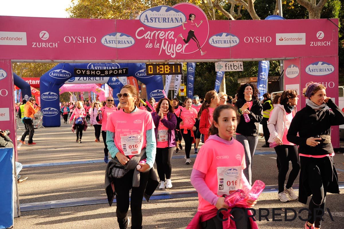 Llegada de la Carrera de la Mujer de Barcelona (ARCO DERECHO 81)