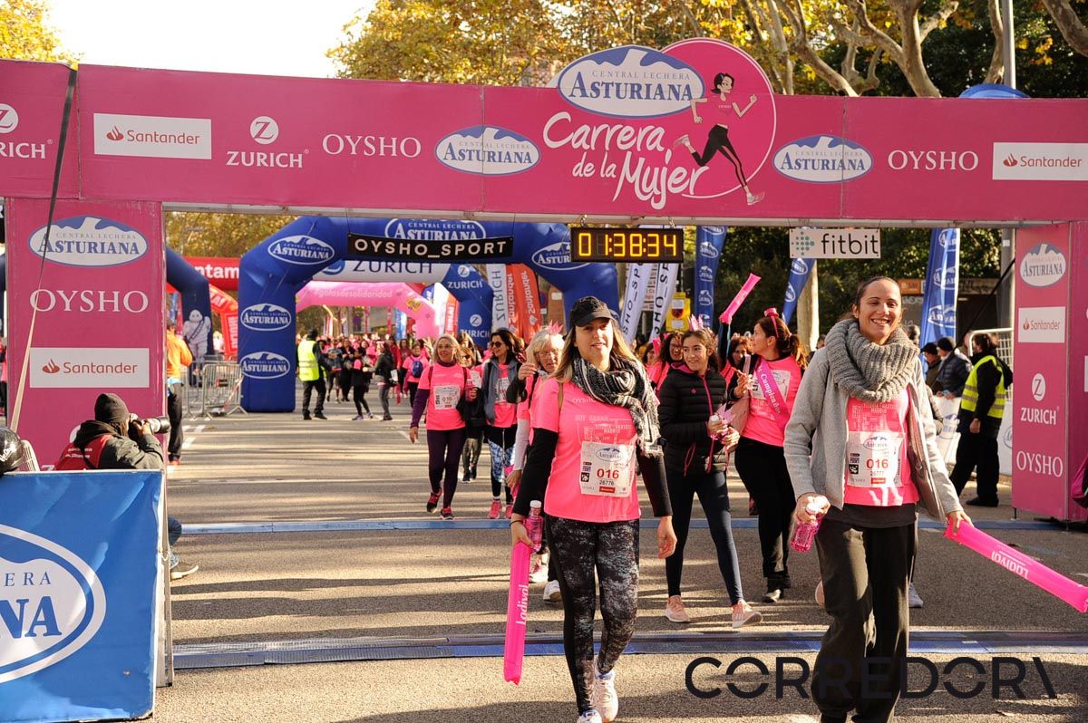 Llegada de la Carrera de la Mujer de Barcelona (ARCO DERECHO 81)